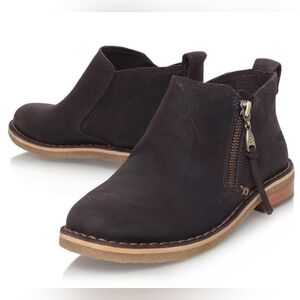 UGG "Clementine" Leather Shearling-lined Ankle Bootie Black | Women's Size 7.5